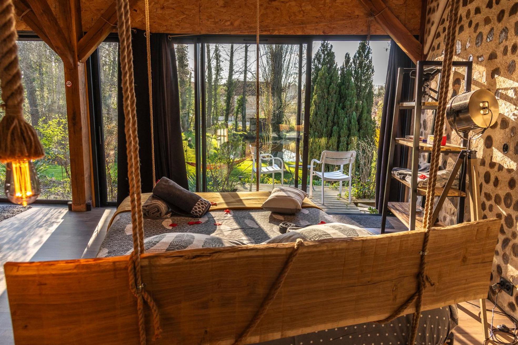 Au Calme Absolu Chez Nicolas Lindry Exterior photo