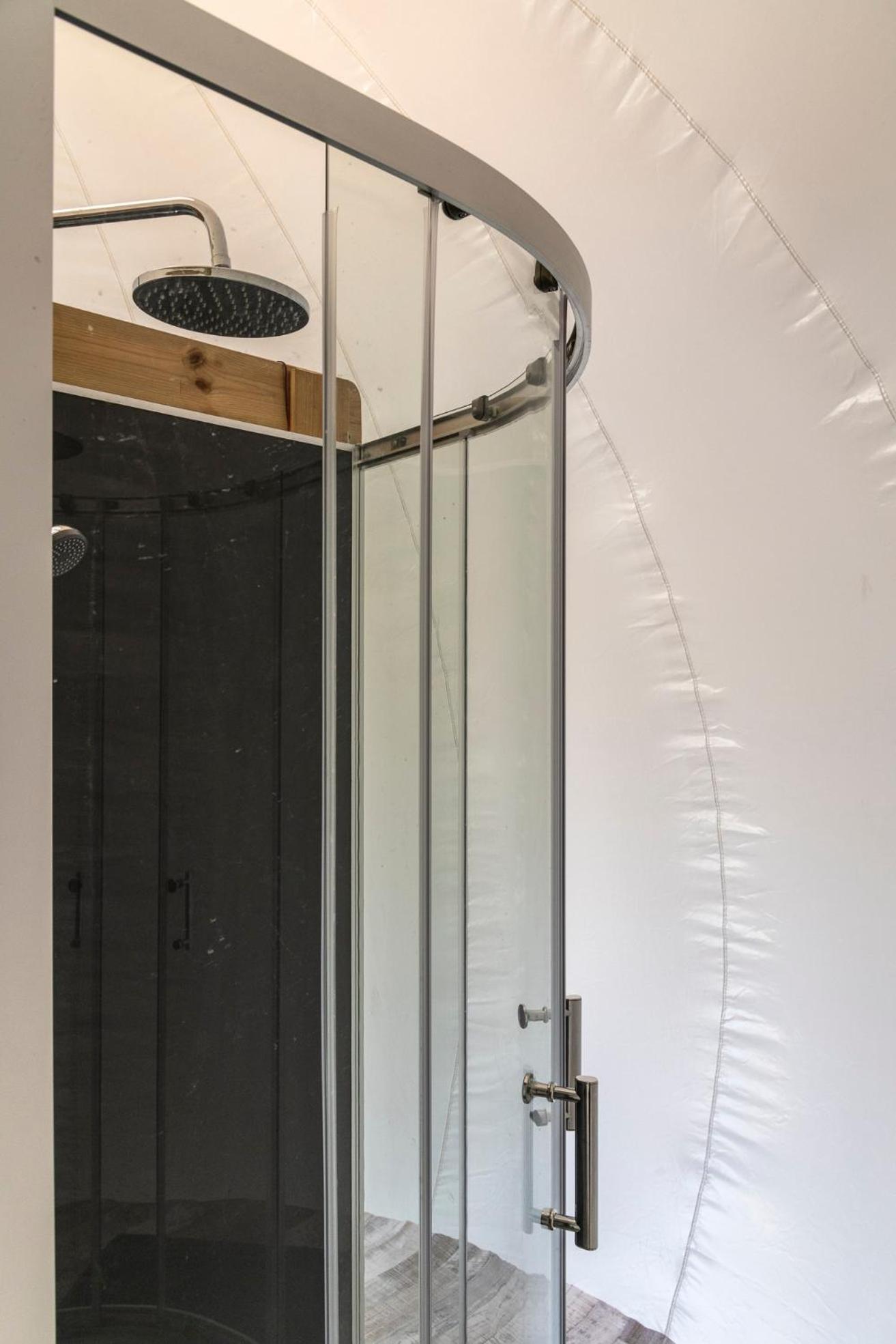 Au Calme Absolu Chez Nicolas Lindry Exterior photo
